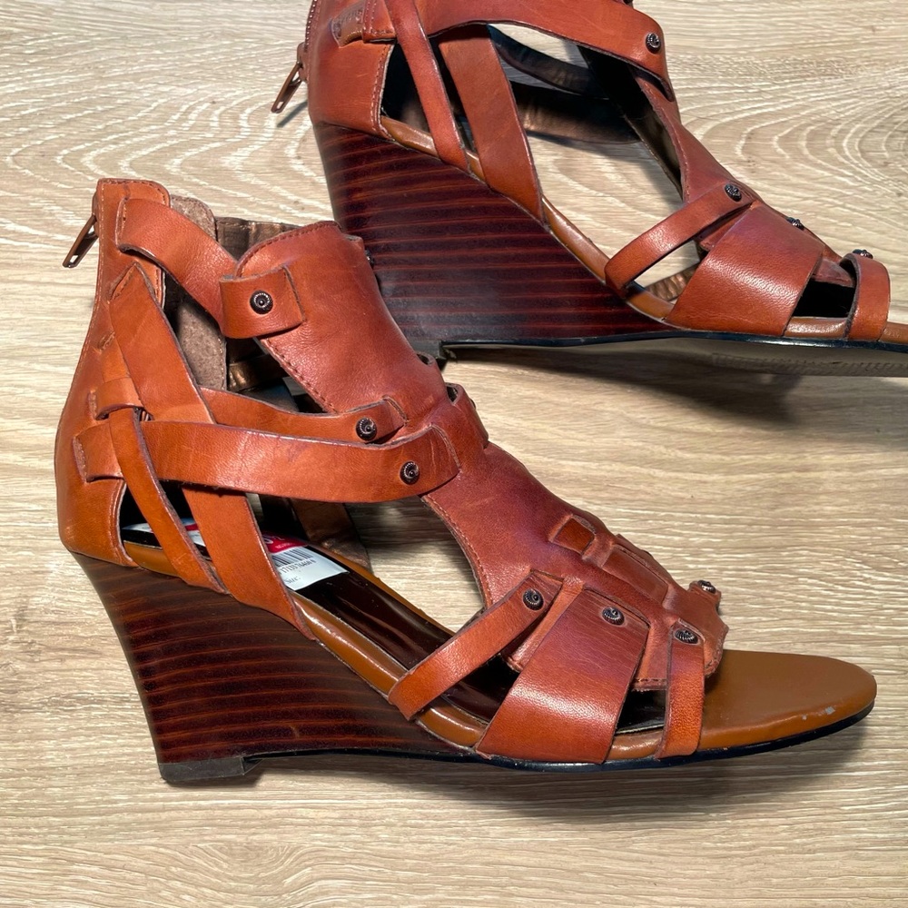 Leather sandals by Carlos Santana, new, size: 5.5, 3” heel, rich brown color